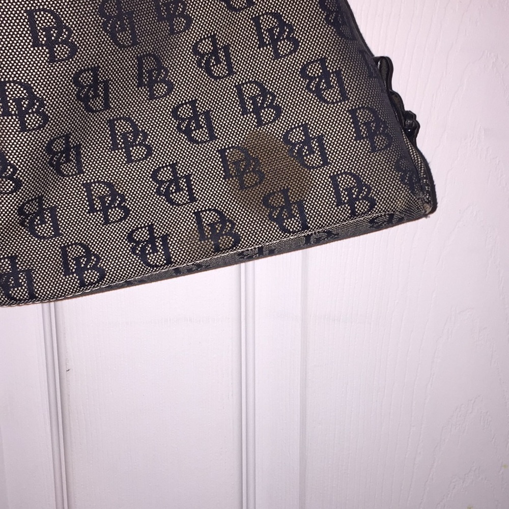 Dooney and Burke purse - Picture 3 of 8